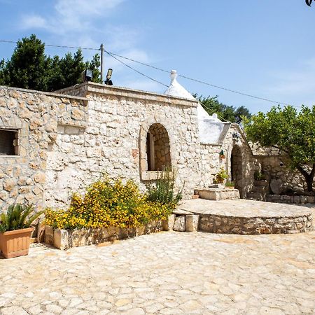 Villa Trullo Nonna Netta Con Piscina Idromassaggio E Area Giochi à Ceglie Messapica Extérieur photo