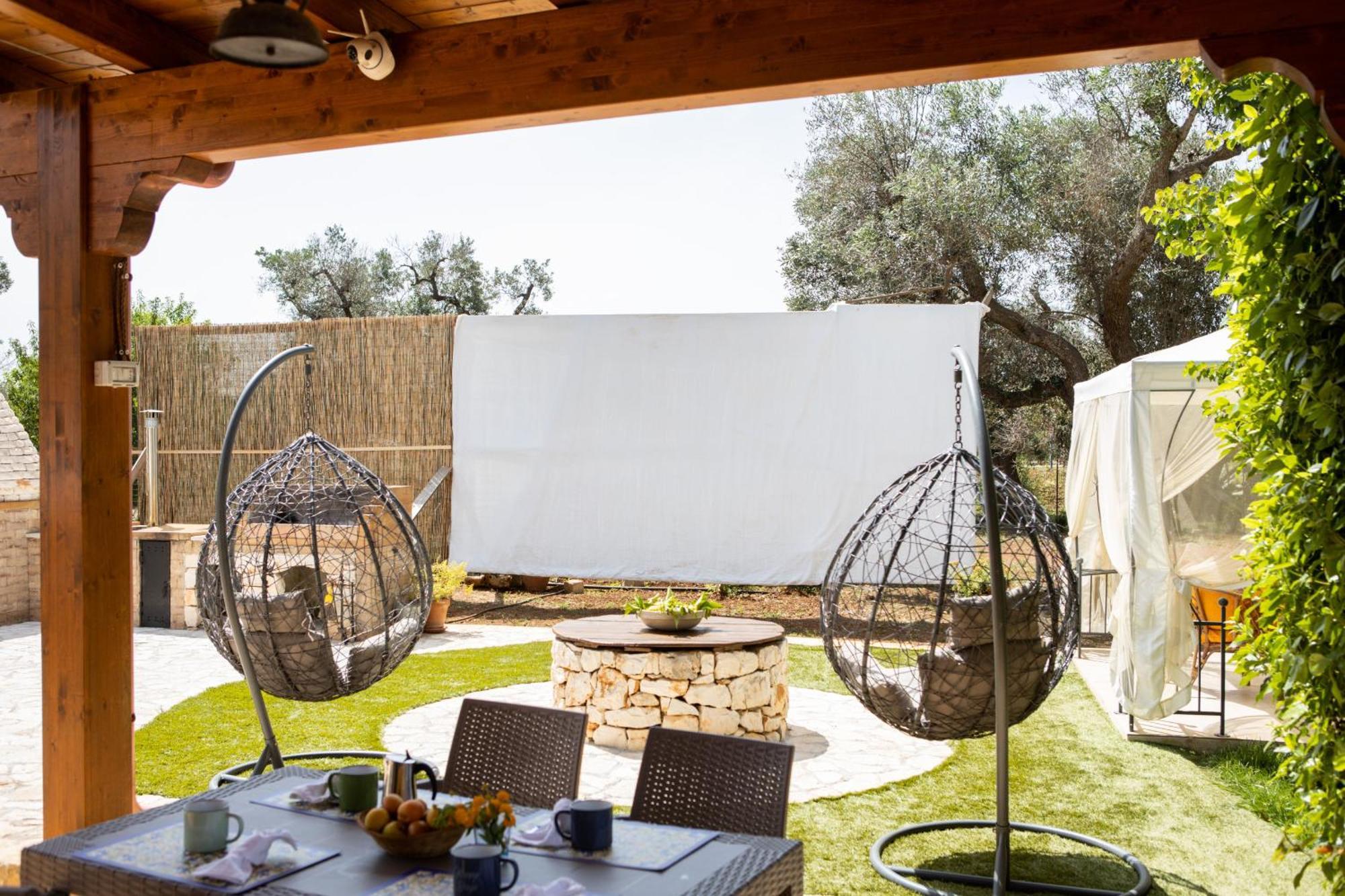 Villa Trullo Nonna Netta Con Piscina Idromassaggio E Area Giochi à Ceglie Messapica Extérieur photo