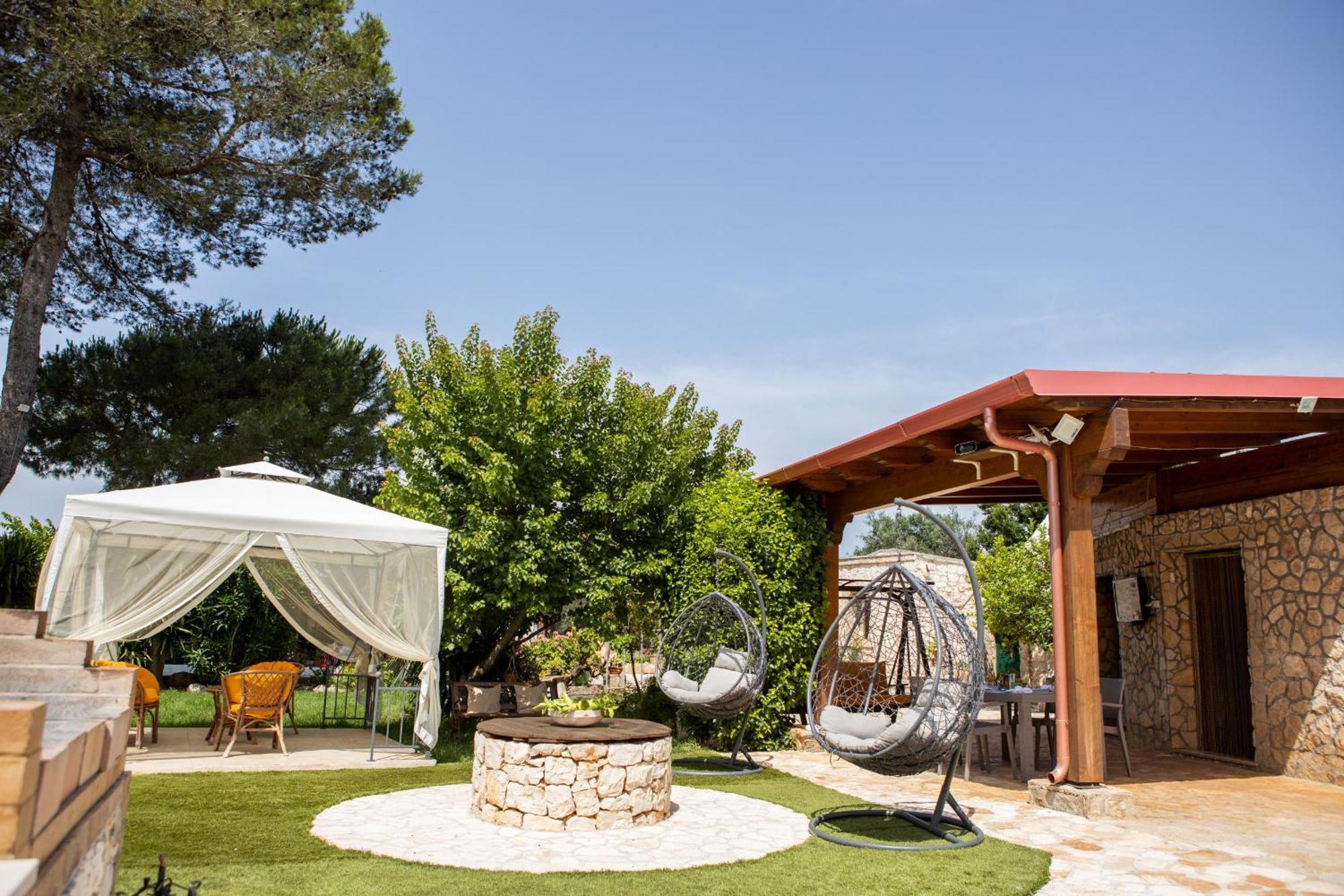 Villa Trullo Nonna Netta Con Piscina Idromassaggio E Area Giochi à Ceglie Messapica Extérieur photo