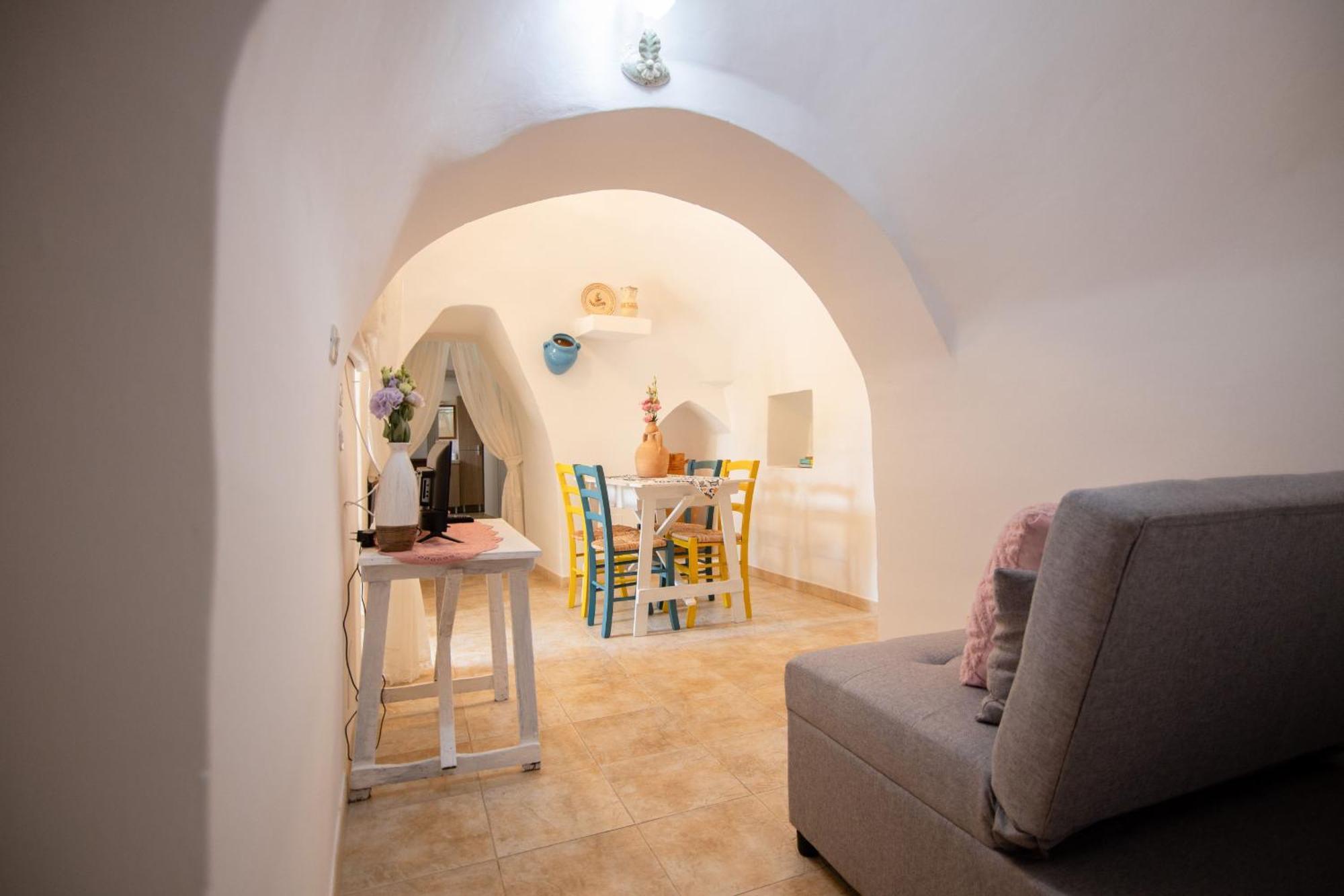 Villa Trullo Nonna Netta Con Piscina Idromassaggio E Area Giochi à Ceglie Messapica Extérieur photo