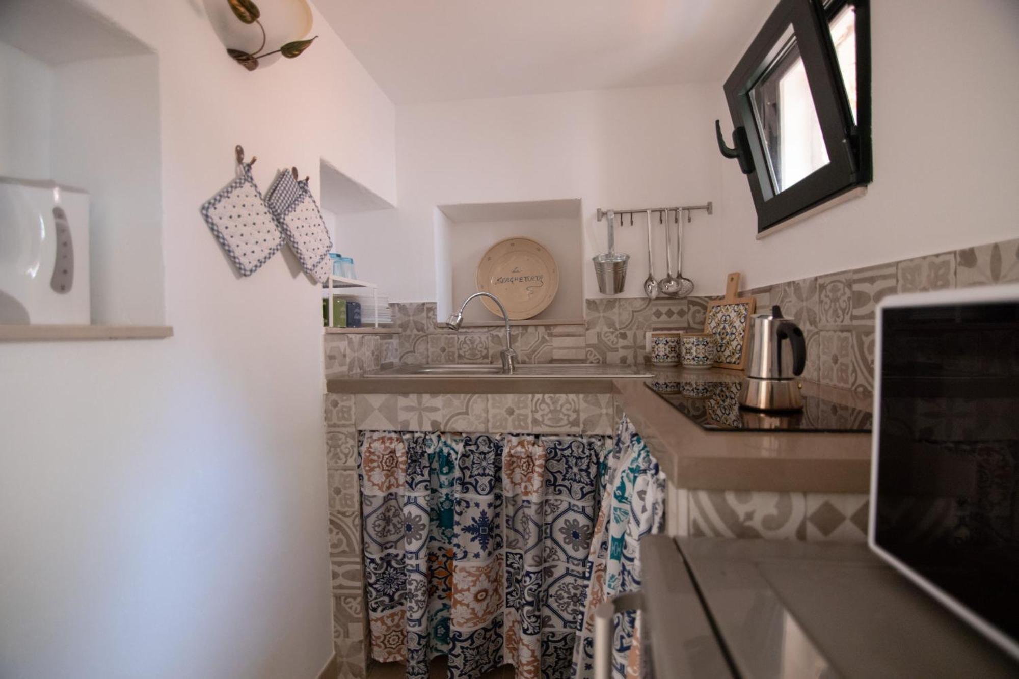 Villa Trullo Nonna Netta Con Piscina Idromassaggio E Area Giochi à Ceglie Messapica Extérieur photo