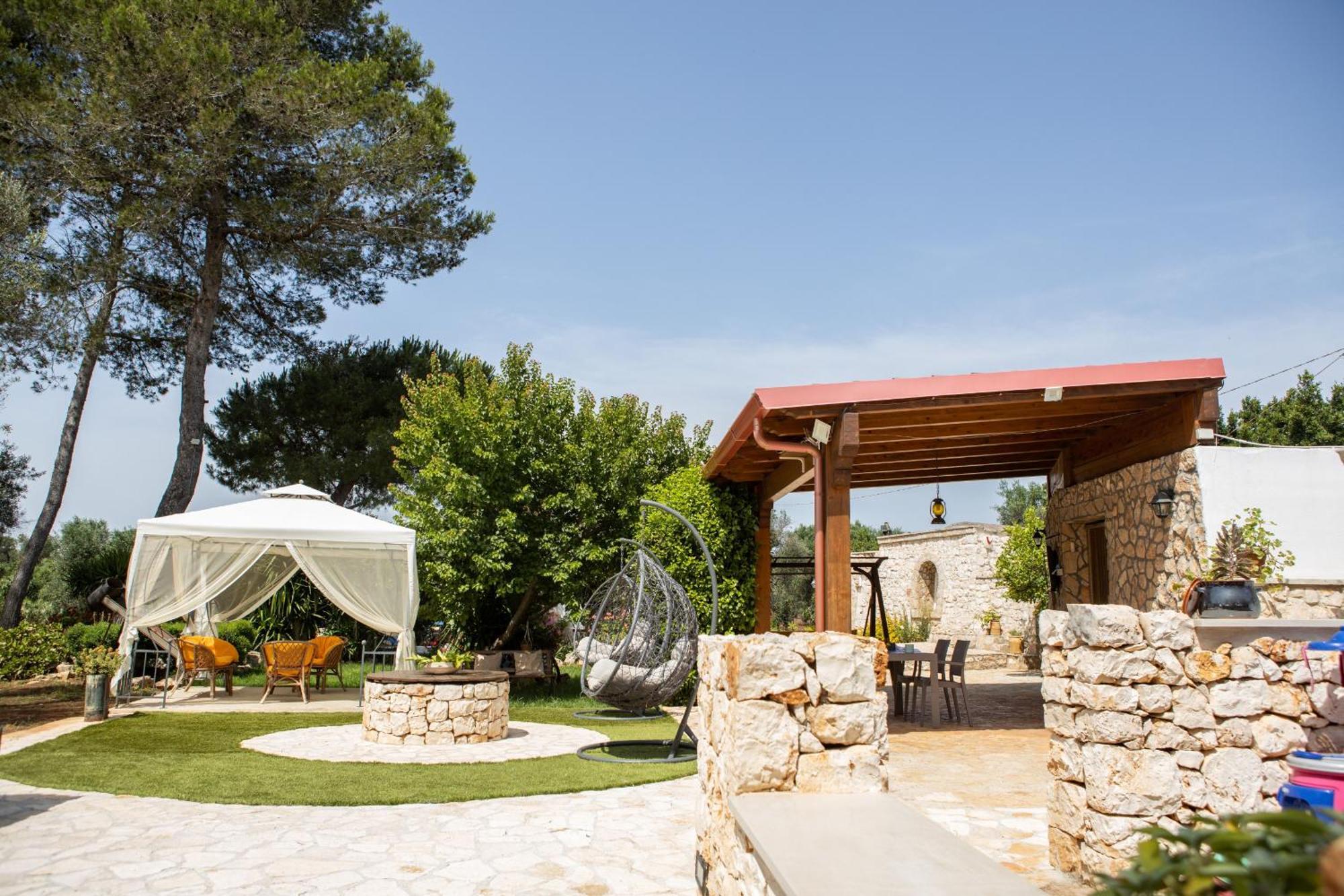 Villa Trullo Nonna Netta Con Piscina Idromassaggio E Area Giochi à Ceglie Messapica Extérieur photo