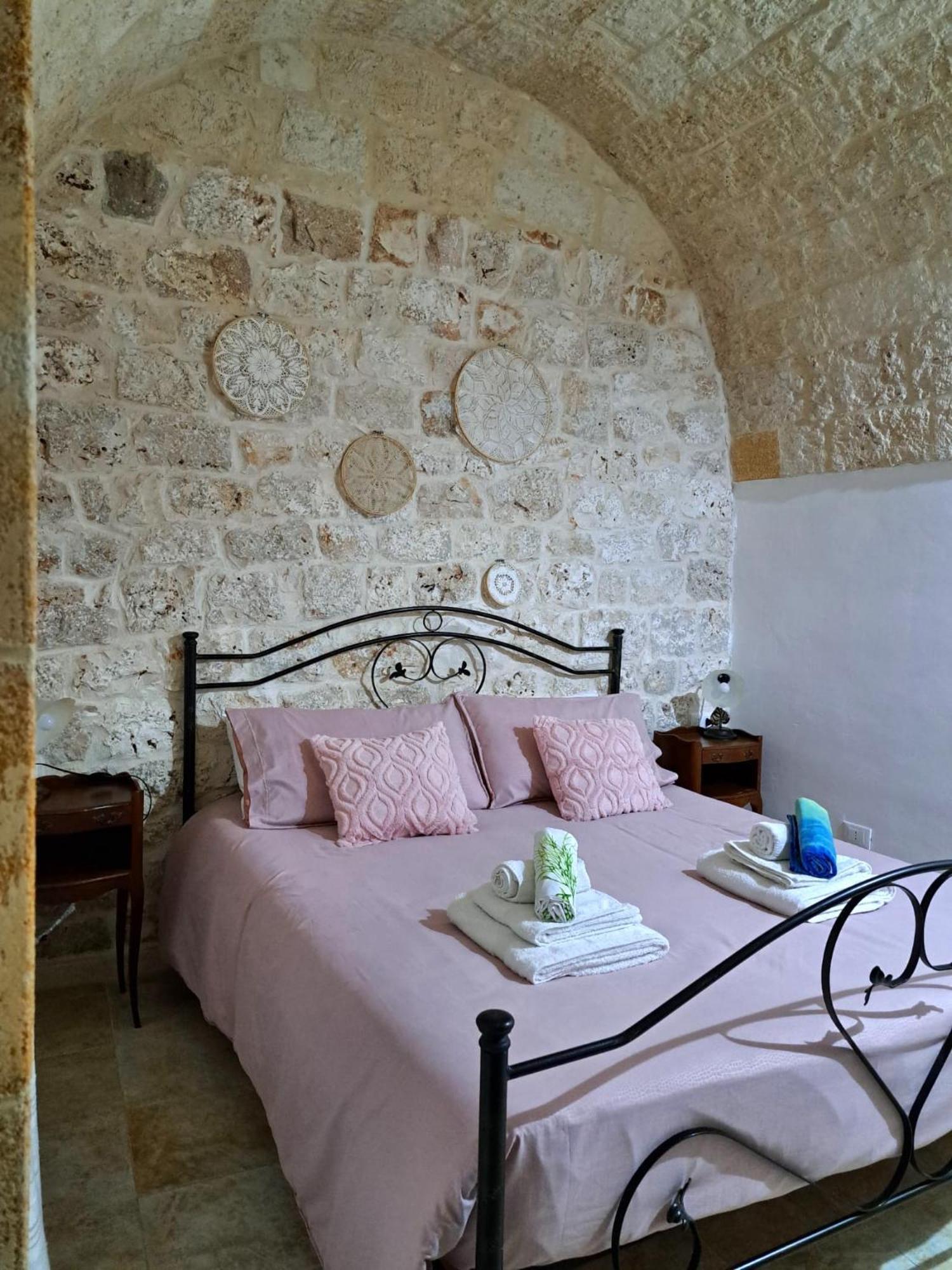 Villa Trullo Nonna Netta Con Piscina Idromassaggio E Area Giochi à Ceglie Messapica Extérieur photo