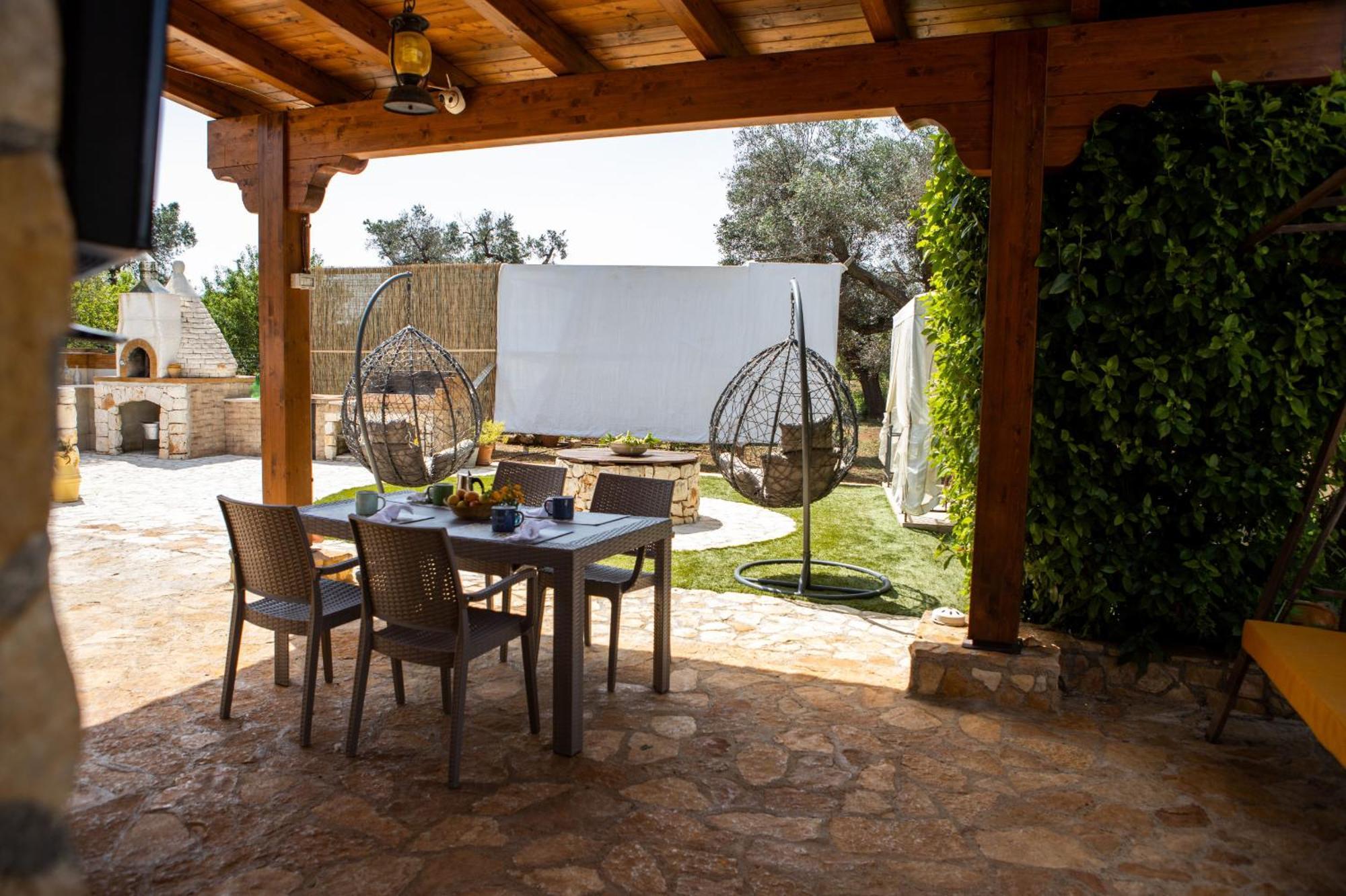 Villa Trullo Nonna Netta Con Piscina Idromassaggio E Area Giochi à Ceglie Messapica Extérieur photo