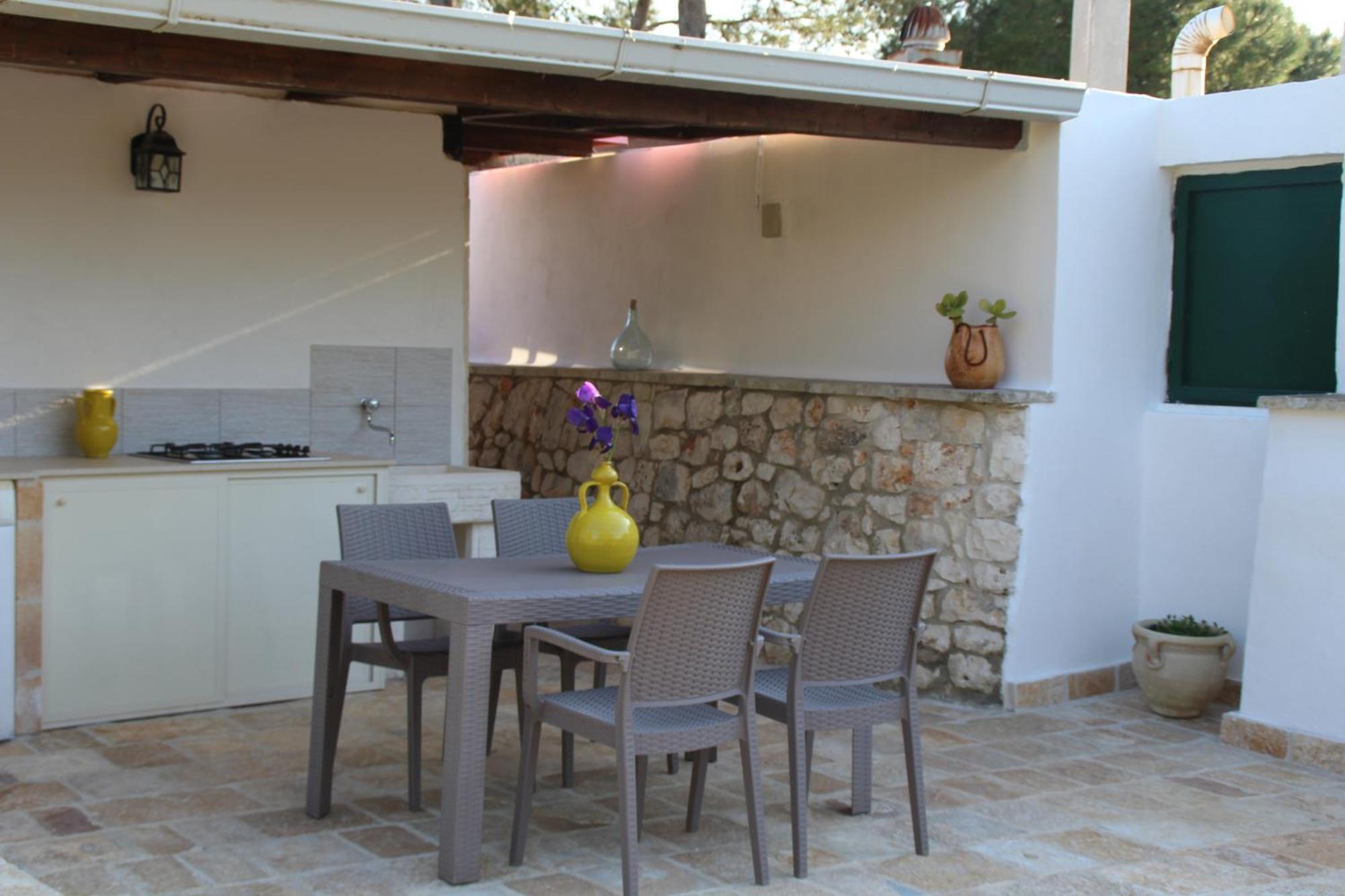 Villa Trullo Nonna Netta Con Piscina Idromassaggio E Area Giochi à Ceglie Messapica Extérieur photo