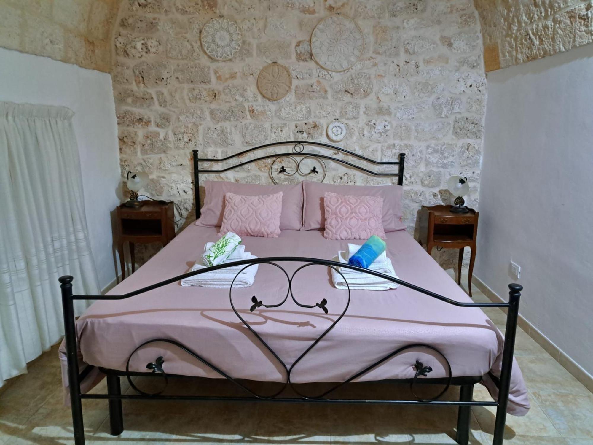 Villa Trullo Nonna Netta Con Piscina Idromassaggio E Area Giochi à Ceglie Messapica Extérieur photo