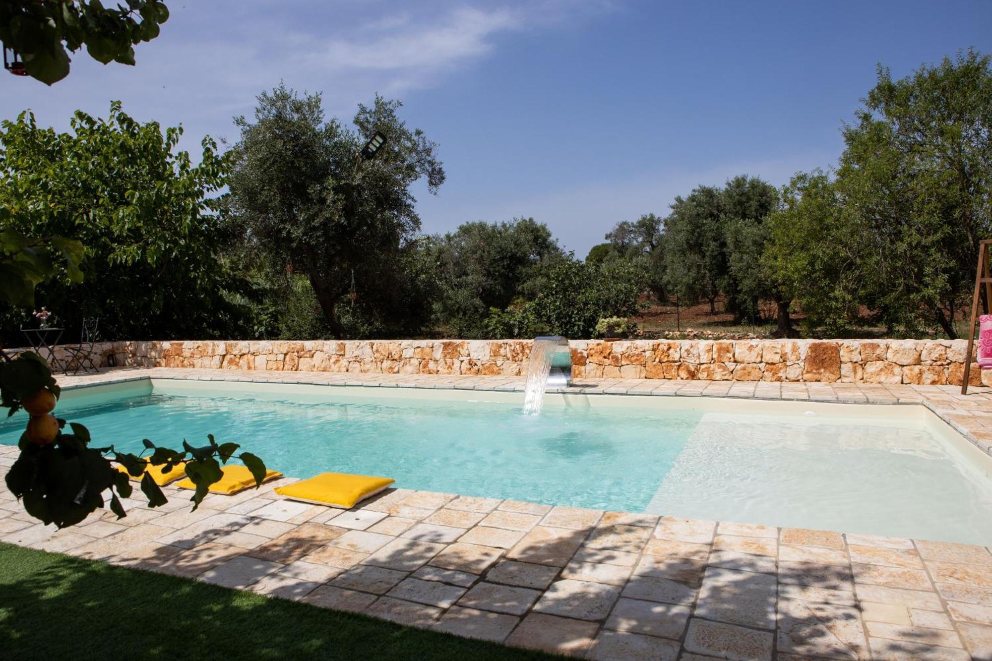 Villa Trullo Nonna Netta Con Piscina Idromassaggio E Area Giochi à Ceglie Messapica Extérieur photo
